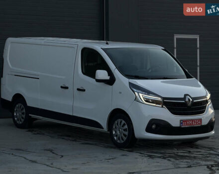 Белый Рено Трафик, объемом двигателя 2 л и пробегом 118 тыс. км за 18700 $, фото 3 на Automoto.ua