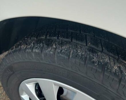 Белый Рено Трафик, объемом двигателя 2 л и пробегом 185 тыс. км за 17300 $, фото 26 на Automoto.ua