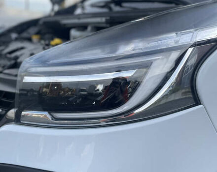 Белый Рено Трафик, объемом двигателя 2 л и пробегом 205 тыс. км за 16999 $, фото 32 на Automoto.ua