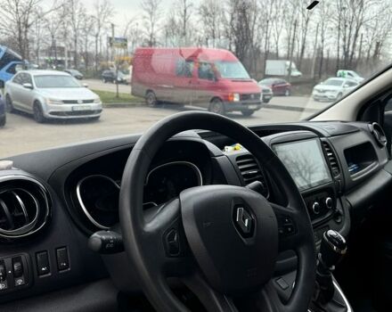 Белый Рено Трафик, объемом двигателя 2 л и пробегом 182 тыс. км за 17000 $, фото 5 на Automoto.ua