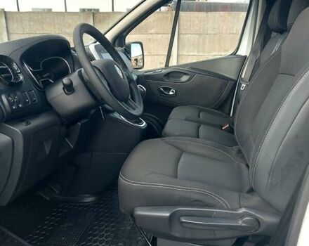 Белый Рено Трафик, объемом двигателя 2 л и пробегом 185 тыс. км за 17300 $, фото 31 на Automoto.ua