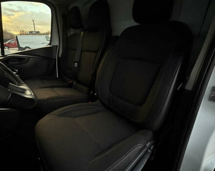 Белый Рено Трафик, объемом двигателя 2 л и пробегом 118 тыс. км за 18700 $, фото 43 на Automoto.ua