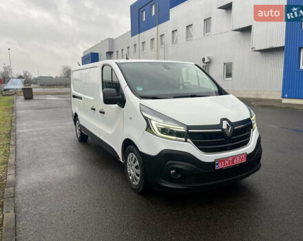Белый Рено Трафик, объемом двигателя 2 л и пробегом 166 тыс. км за 16890 $, фото 1 на Automoto.ua