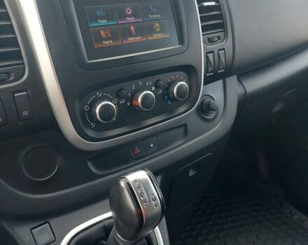 Белый Рено Трафик, объемом двигателя 2 л и пробегом 185 тыс. км за 17300 $, фото 40 на Automoto.ua