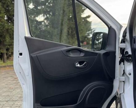 Белый Рено Трафик, объемом двигателя 1.6 л и пробегом 206 тыс. км за 16700 $, фото 20 на Automoto.ua