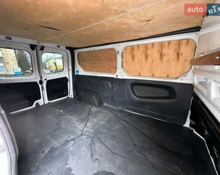 Білий Рено Трафік, об'ємом двигуна 2 л та пробігом 207 тис. км за 18100 $, фото 13 на Automoto.ua