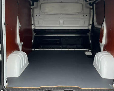 Белый Рено Трафик, объемом двигателя 2 л и пробегом 201 тыс. км за 16200 $, фото 26 на Automoto.ua