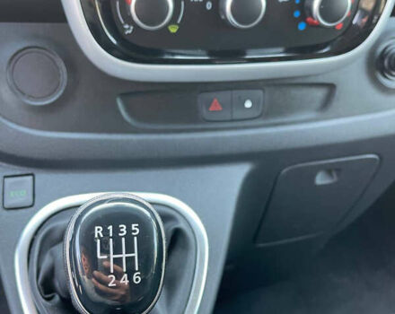 Белый Рено Трафик, объемом двигателя 2 л и пробегом 177 тыс. км за 14700 $, фото 9 на Automoto.ua