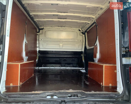 Белый Рено Трафик, объемом двигателя 2 л и пробегом 177 тыс. км за 14700 $, фото 17 на Automoto.ua