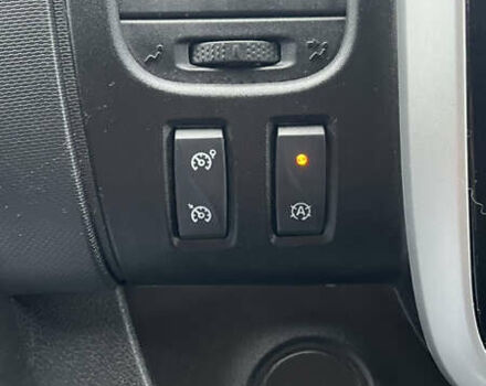 Белый Рено Трафик, объемом двигателя 2 л и пробегом 201 тыс. км за 16200 $, фото 39 на Automoto.ua