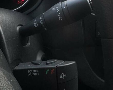 Білий Рено Трафік, об'ємом двигуна 1.6 л та пробігом 206 тис. км за 16100 $, фото 50 на Automoto.ua