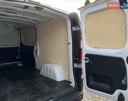 Белый Рено Трафик, объемом двигателя 1.6 л и пробегом 206 тыс. км за 16700 $, фото 35 на Automoto.ua