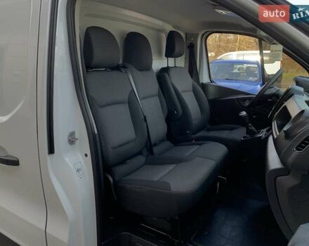 Білий Рено Трафік, об'ємом двигуна 2 л та пробігом 209 тис. км за 16955 $, фото 34 на Automoto.ua