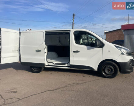 Белый Рено Трафик, объемом двигателя 2 л и пробегом 208 тыс. км за 14500 $, фото 14 на Automoto.ua