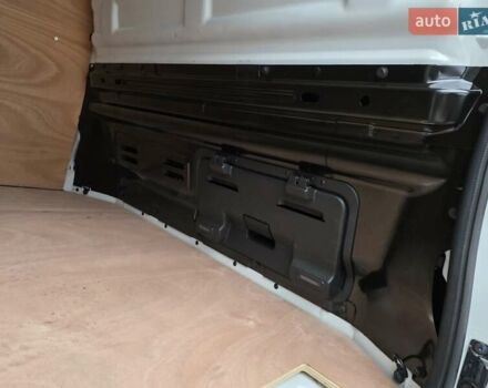 Белый Рено Трафик, объемом двигателя 2 л и пробегом 204 тыс. км за 18700 $, фото 34 на Automoto.ua