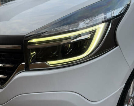 Белый Рено Трафик, объемом двигателя 2 л и пробегом 213 тыс. км за 16900 $, фото 30 на Automoto.ua