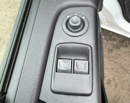 Білий Рено Трафік, об'ємом двигуна 2 л та пробігом 116 тис. км за 19450 $, фото 71 на Automoto.ua