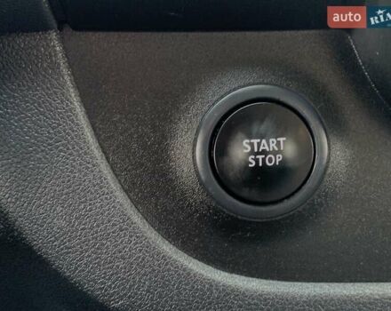 Білий Рено Трафік, об'ємом двигуна 2 л та пробігом 209 тис. км за 16955 $, фото 45 на Automoto.ua