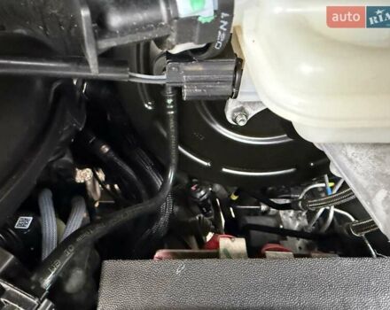 Белый Рено Трафик, объемом двигателя 2 л и пробегом 166 тыс. км за 19700 $, фото 53 на Automoto.ua