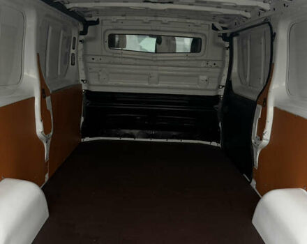 Белый Рено Трафик, объемом двигателя 2 л и пробегом 217 тыс. км за 18800 $, фото 41 на Automoto.ua