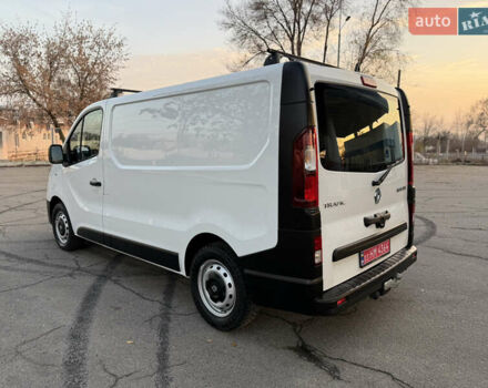 Белый Рено Трафик, объемом двигателя 2 л и пробегом 130 тыс. км за 18999 $, фото 22 на Automoto.ua
