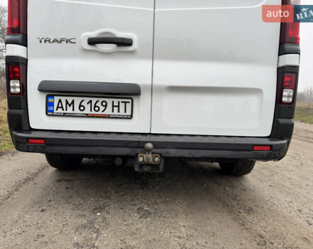 Білий Рено Трафік, об'ємом двигуна 2 л та пробігом 116 тис. км за 19450 $, фото 20 на Automoto.ua