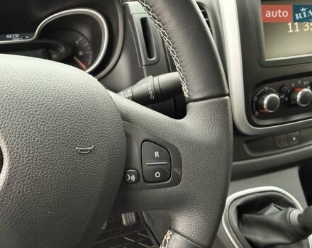 Белый Рено Трафик, объемом двигателя 2 л и пробегом 166 тыс. км за 19700 $, фото 17 на Automoto.ua