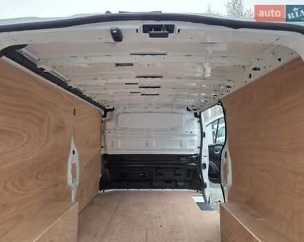 Белый Рено Трафик, объемом двигателя 2 л и пробегом 204 тыс. км за 18700 $, фото 40 на Automoto.ua