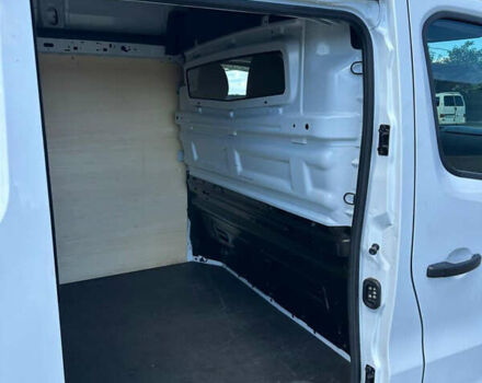 Білий Рено Трафік, об'ємом двигуна 2 л та пробігом 100 тис. км за 21400 $, фото 13 на Automoto.ua