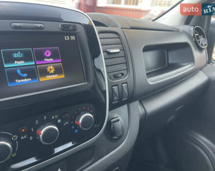 Белый Рено Трафик, объемом двигателя 2 л и пробегом 208 тыс. км за 14500 $, фото 31 на Automoto.ua