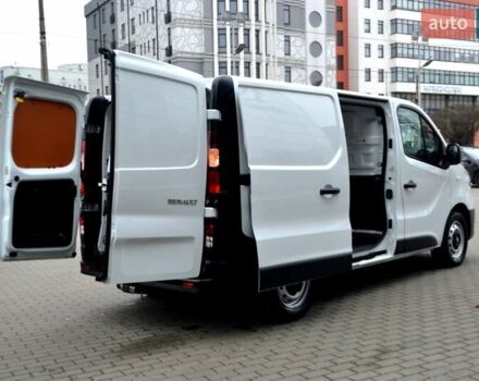 Белый Рено Трафик, объемом двигателя 2 л и пробегом 236 тыс. км за 16900 $, фото 141 на Automoto.ua