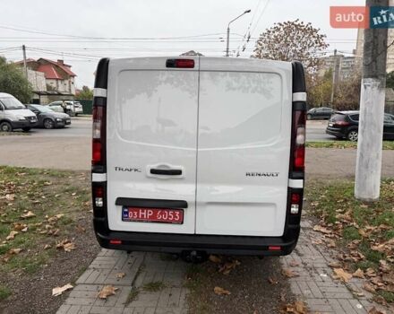 Белый Рено Трафик, объемом двигателя 2 л и пробегом 166 тыс. км за 19700 $, фото 7 на Automoto.ua