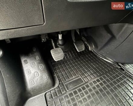 Белый Рено Трафик, объемом двигателя 2 л и пробегом 189 тыс. км за 17900 $, фото 26 на Automoto.ua