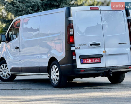 Белый Рено Трафик, объемом двигателя 2 л и пробегом 182 тыс. км за 17673 $, фото 14 на Automoto.ua