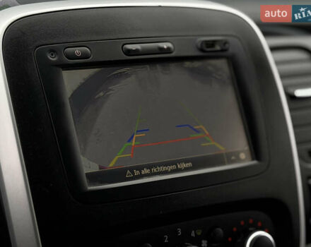 Белый Рено Трафик, объемом двигателя 2 л и пробегом 217 тыс. км за 18800 $, фото 29 на Automoto.ua