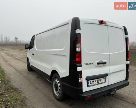 Білий Рено Трафік, об'ємом двигуна 2 л та пробігом 116 тис. км за 19450 $, фото 17 на Automoto.ua