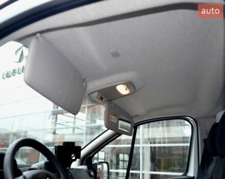 Белый Рено Трафик, объемом двигателя 2 л и пробегом 236 тыс. км за 16900 $, фото 41 на Automoto.ua