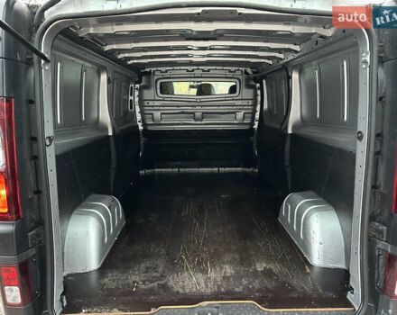 Білий Рено Трафік, об'ємом двигуна 2 л та пробігом 98 тис. км за 20500 $, фото 25 на Automoto.ua
