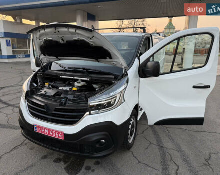 Белый Рено Трафик, объемом двигателя 2 л и пробегом 130 тыс. км за 18999 $, фото 118 на Automoto.ua