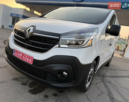 Белый Рено Трафик, объемом двигателя 2 л и пробегом 130 тыс. км за 18999 $, фото 33 на Automoto.ua