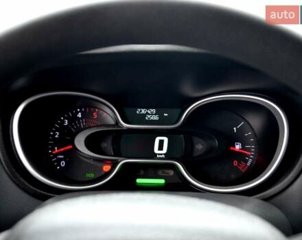 Белый Рено Трафик, объемом двигателя 2 л и пробегом 236 тыс. км за 16900 $, фото 33 на Automoto.ua