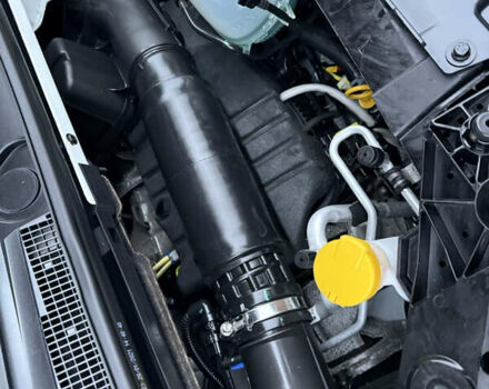 Белый Рено Трафик, объемом двигателя 2 л и пробегом 259 тыс. км за 16400 $, фото 88 на Automoto.ua