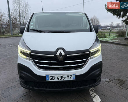 Белый Рено Трафик, объемом двигателя 2 л и пробегом 259 тыс. км за 16400 $, фото 24 на Automoto.ua