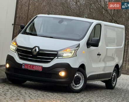 Белый Рено Трафик, объемом двигателя 2 л и пробегом 116 тыс. км за 17300 $, фото 2 на Automoto.ua