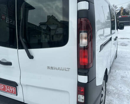 Білий Рено Трафік, об'ємом двигуна 2 л та пробігом 140 тис. км за 17500 $, фото 4 на Automoto.ua