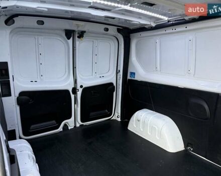 Белый Рено Трафик, объемом двигателя 2 л и пробегом 166 тыс. км за 19700 $, фото 38 на Automoto.ua