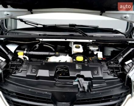 Белый Рено Трафик, объемом двигателя 2 л и пробегом 236 тыс. км за 16900 $, фото 156 на Automoto.ua