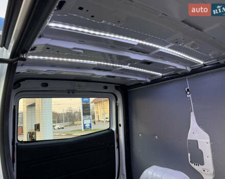 Белый Рено Трафик, объемом двигателя 2 л и пробегом 130 тыс. км за 18999 $, фото 59 на Automoto.ua