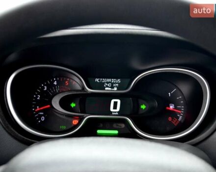 Белый Рено Трафик, объемом двигателя 2 л и пробегом 236 тыс. км за 16900 $, фото 101 на Automoto.ua