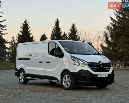 Белый Рено Трафик, объемом двигателя 2 л и пробегом 96 тыс. км за 19500 $, фото 3 на Automoto.ua